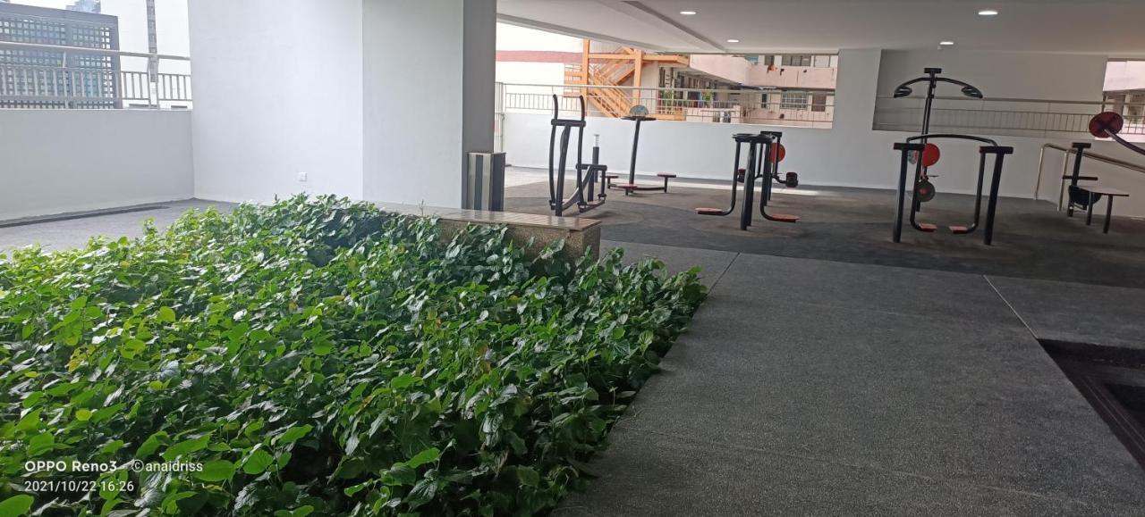 קואלה לומפור Legasi Kampung Baru Guest House By Rumahrehat מראה חיצוני תמונה